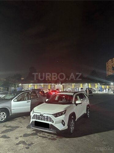 Toyota RAV4 2022, 27,300 km - 2.0 l - Bakı