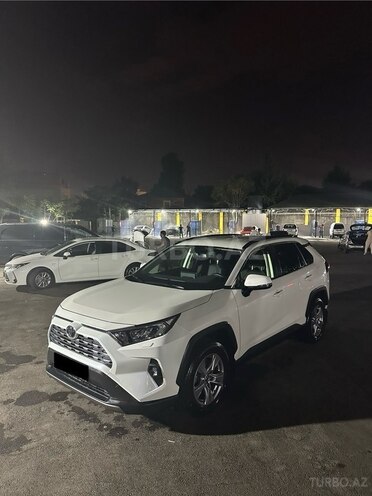 Toyota RAV4 2022, 27,300 km - 2.0 l - Bakı