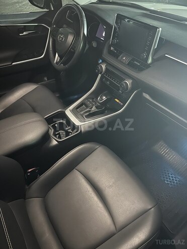 Toyota RAV4 2022, 27,300 km - 2.0 l - Bakı