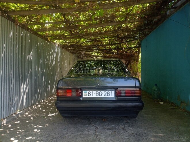 Mercedes 190 1992, 360,000 km - 2.0 л - Ucar