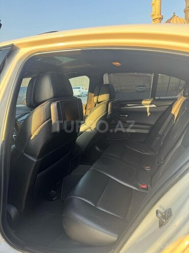 BMW 530 2010, 296,000 km - 3.0 l - Bakı