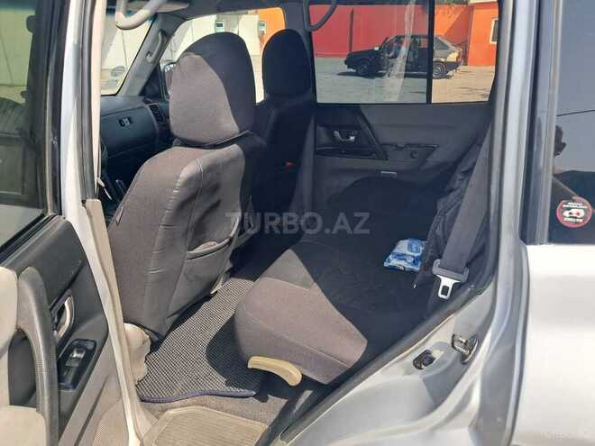 Mitsubishi Pajero 2006, 300,000 km - 3.0 l - Bakı