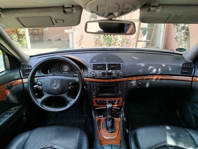 Mercedes E 220 d 2009, 425,000 km - 2.2 l - Bakı