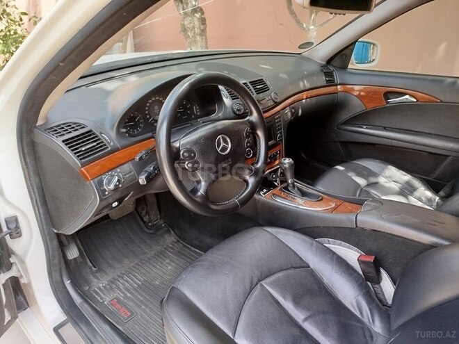 Mercedes E 220 d 2009, 425,000 km - 2.2 l - Bakı