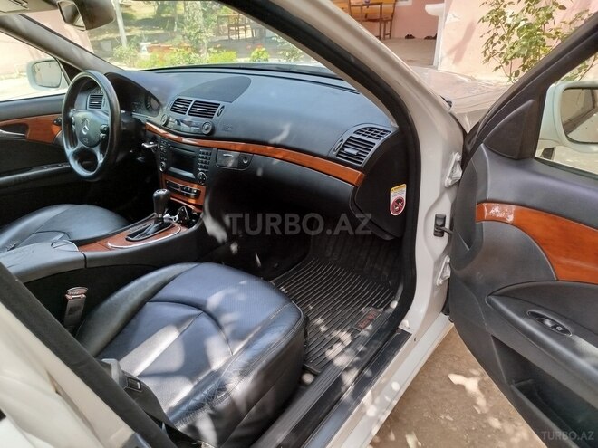 Mercedes E 220 d 2009, 425,000 km - 2.2 l - Bakı