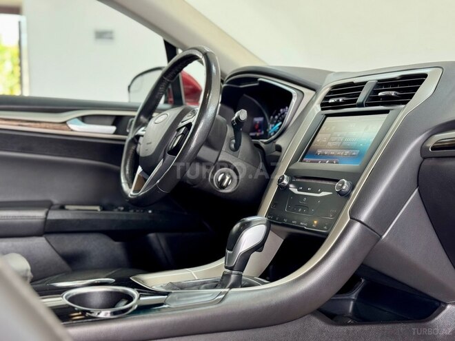 Ford Fusion (North America)-14