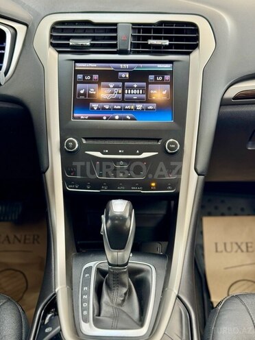 Ford Fusion (North America)-26