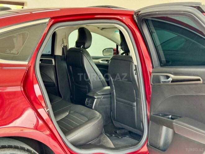 Ford Fusion (North America)-20