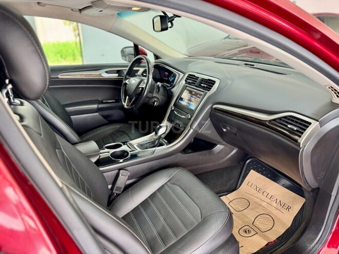 Ford Fusion (North America)-32