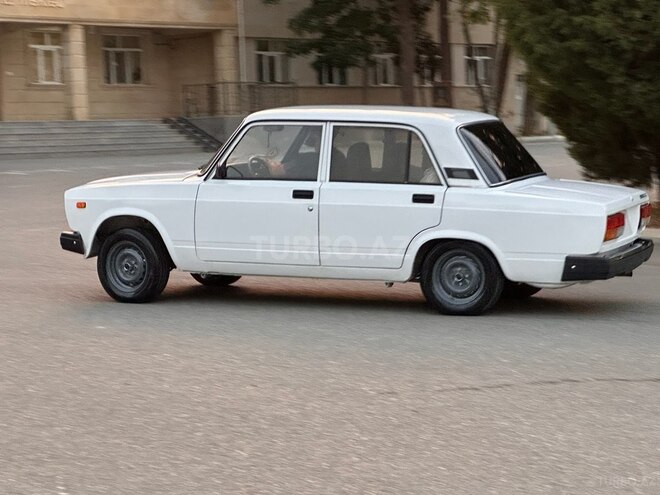 LADA (VAZ) 2107 2009, 88,000 km - 1.6 l - Bakı