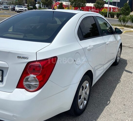 Chevrolet Aveo-9