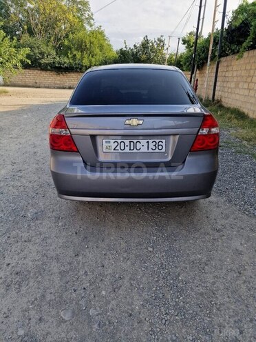 Chevrolet Aveo-11