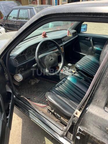Mercedes 190 1993, 389,840 km - 2.3 л - Bakı