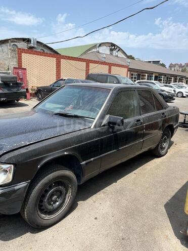 Mercedes 190 1993, 389,840 km - 2.3 л - Bakı