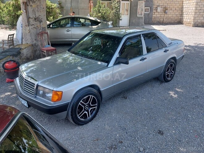 Mercedes 190 1991, 381,356 km - 2.0 l - Bərdə