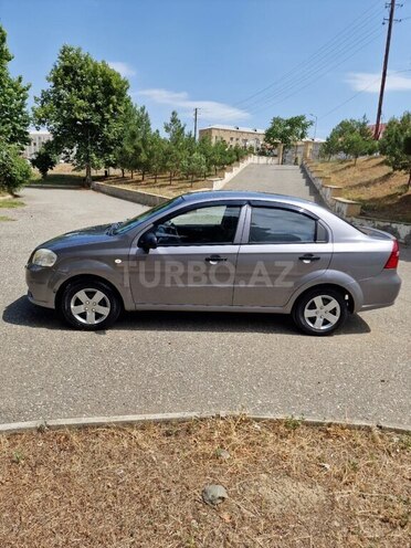 Chevrolet Aveo-4