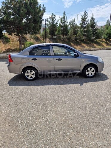 Chevrolet Aveo-3
