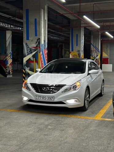 Hyundai Sonata-17