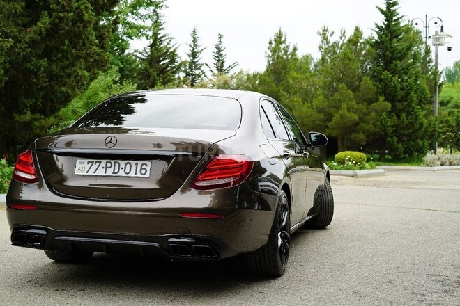Mercedes E 220 d 2017, 173,000 km - 2.0 l - Bakı