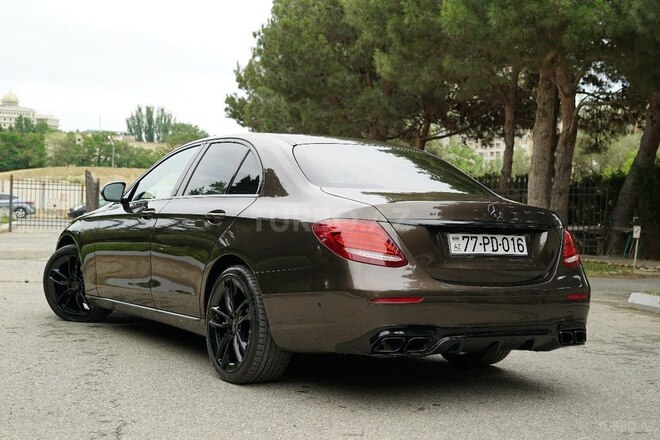 Mercedes E 220 d 2017, 173,000 km - 2.0 l - Bakı