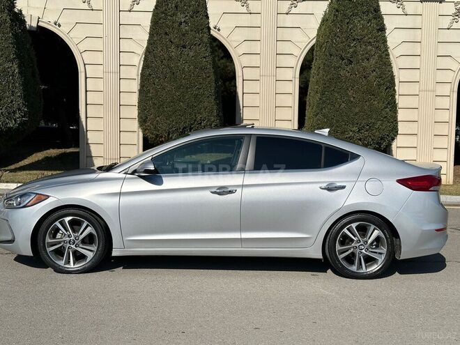 Hyundai Elantra 2016, 186,684 km - 2.0 л - Bakı