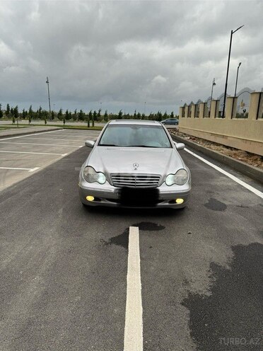 Mercedes C 240 2001, 470,000 km - 2.6 l - Sumqayıt