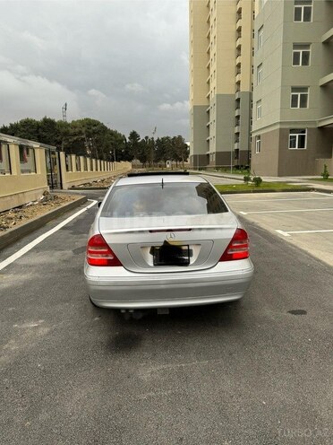 Mercedes C 240 2001, 470,000 km - 2.6 l - Sumqayıt