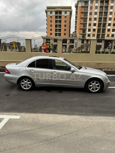 Mercedes C 240 2001, 470,000 km - 2.6 l - Sumqayıt