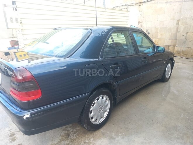 Mercedes C 200 1999, 435,000 km - 2.0 l - Bakı