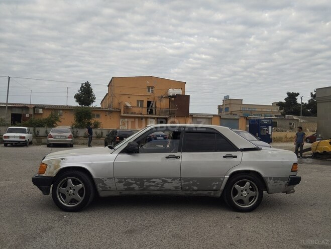 Mercedes 190 1990, 300,000 km - 2.6 l - Bakı