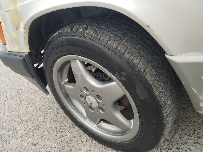Mercedes 190 1990, 300,000 km - 2.6 l - Bakı