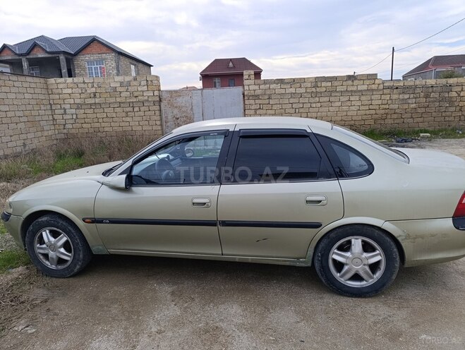 Opel Vectra 1996, 390,000 km - 2.0 l - Bakı