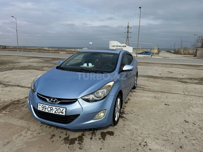 Hyundai Elantra-18