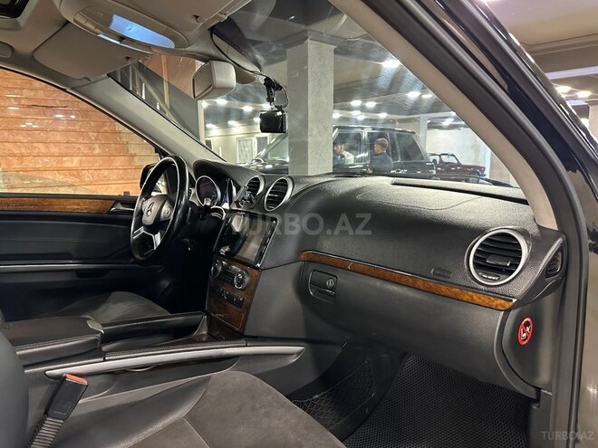 Mercedes ML 350 4MATIC-8