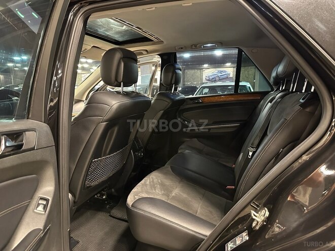 Mercedes ML 350 4MATIC-11