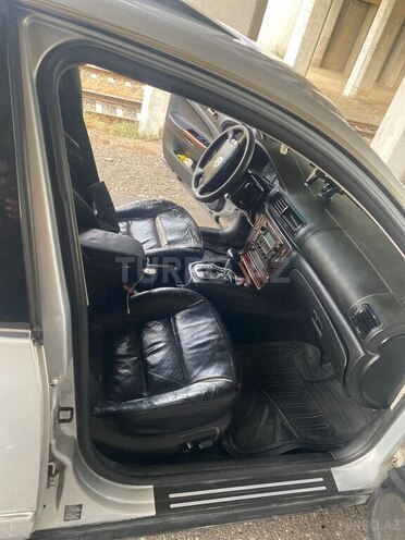 Volkswagen Passat 2002, 238,330 km - 2.8 l - Bakı