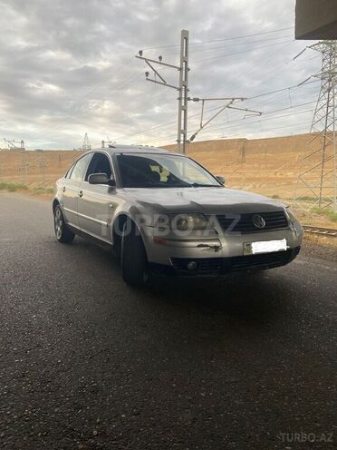 Volkswagen Passat 2002, 238,330 km - 2.8 l - Bakı