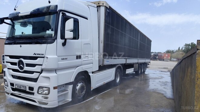 Mercedes Actros 1844 2010, 972,000 km - 13.0 l - Sumqayıt