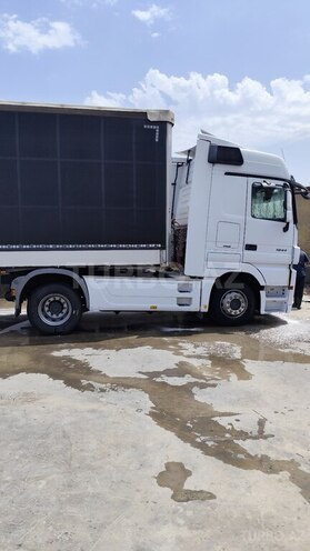 Mercedes Actros 1844 2010, 972,000 km - 13.0 l - Sumqayıt
