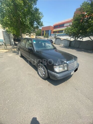Mercedes E 230 1988, 350,000 km - 2.3 l - Bakı