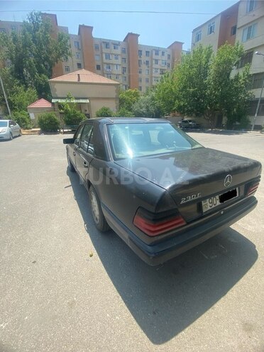 Mercedes E 230 1988, 350,000 km - 2.3 l - Bakı