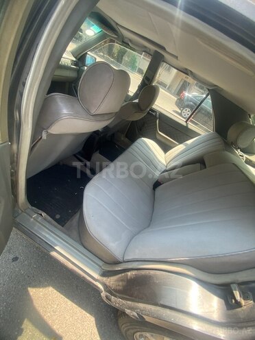 Mercedes E 230 1988, 350,000 km - 2.3 l - Bakı