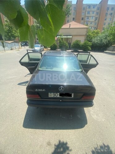 Mercedes E 230 1988, 350,000 km - 2.3 l - Bakı