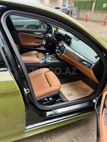 BMW 530 2018, 114,000 km - 2.0 л - Bakı