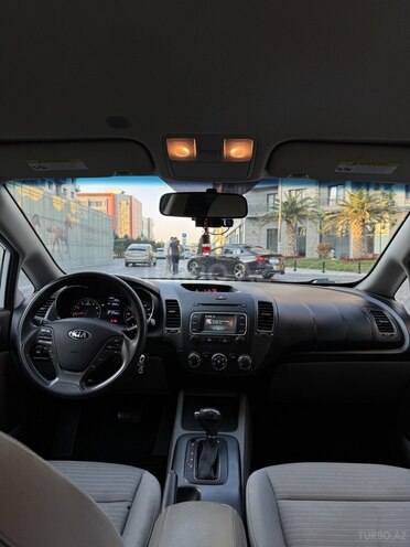 Kia Forte-10