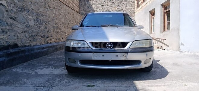 Opel Vectra 1996, 215,000 km - 2.0 l - Şəki