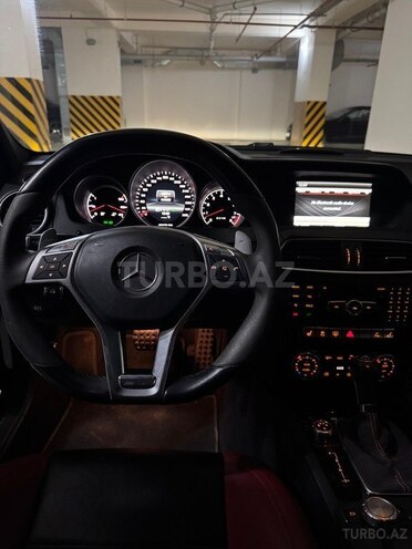Mercedes  2013, 165,000 km - 6.2 l - Bakı