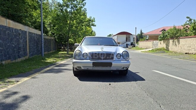 Mercedes E 230 1997, 417,828 km - 2.3 l - Balakən