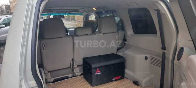 Mitsubishi Pajero 2010, 295,000 km - 3.5 l - Bakı