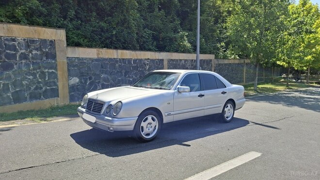 Mercedes E 230 1997, 417,828 km - 2.3 l - Balakən